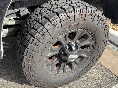 Used 2021 Ford F250 Lariat AWD/4WD image 8