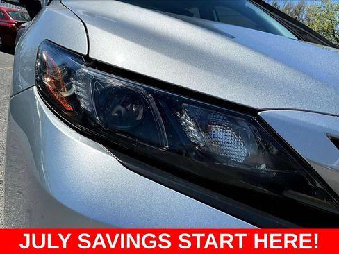 Used 2022 Toyota Camry SE FWD image 39