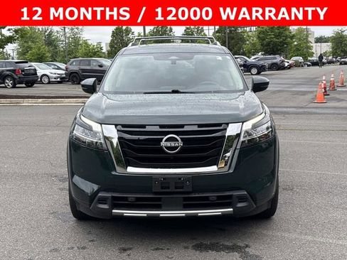 Used 2023 Nissan Pathfinder Platinum AWD/4WD image 6