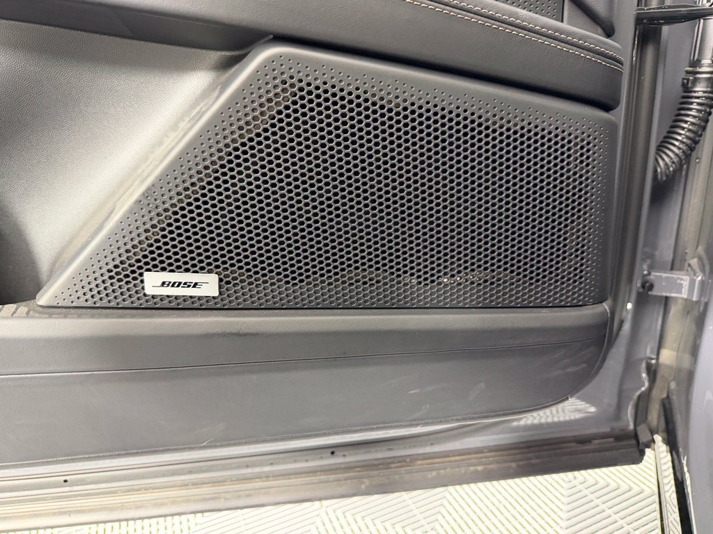 Certified 2026 Porsche Cayenne Turbo AWD/4WD image 21