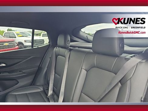 Used 2024 Buick Envista Sport Touring w/ Convenience I Package FWD image 13