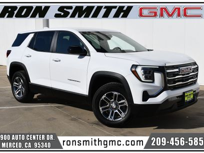 Used 2025 GMC Terrain Elevation