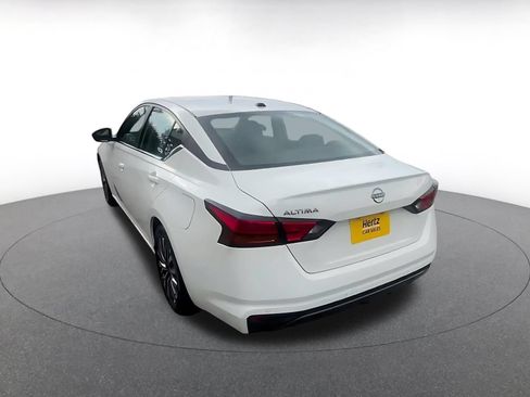 Used 2026 Nissan Altima 2.5 SV FWD image 11