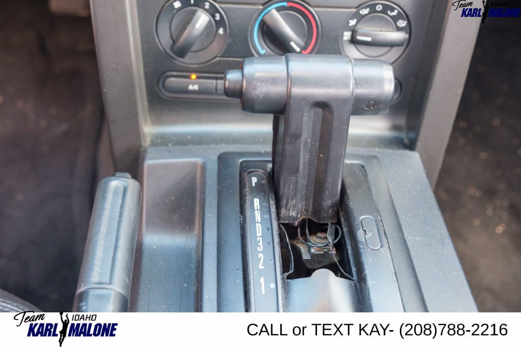 Used 2005 Ford Mustang Premium RWD image 20