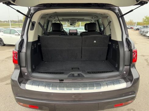 Used 2024 INFINITI QX80 Luxe image 28