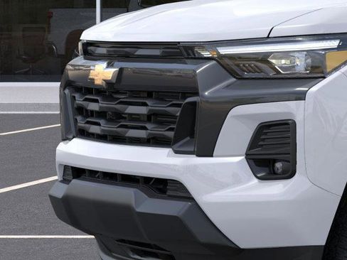 New 2025 Chevrolet Colorado LT w/ LT Convenience Package image 13