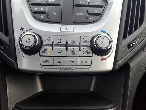 Used 2017 Chevrolet Equinox LT w/ Convenience Package image 18