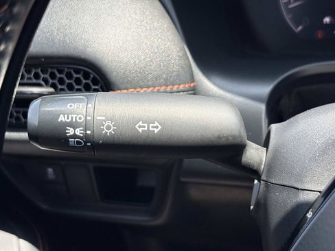 Used 2024 Honda HR-V Sport image 25