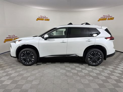 New 2026 Nissan Rogue Platinum w/ Platinum Premium Package image 2