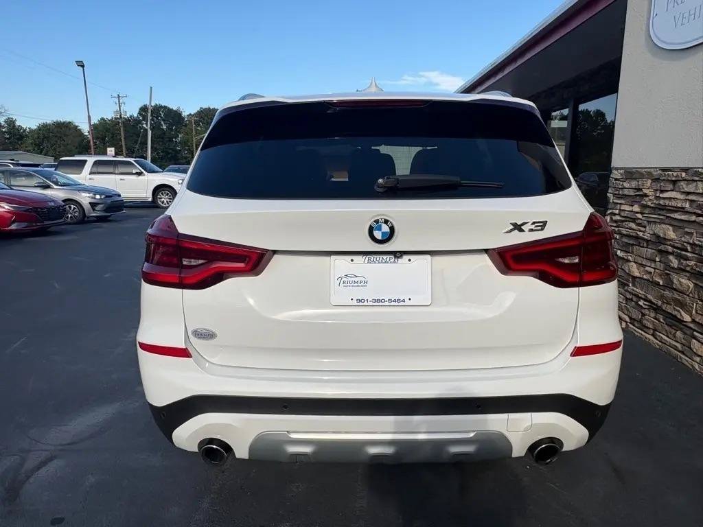 Used 2018 BMW X3 xDrive30i w/ Convenience Package AWD/4WD image 3