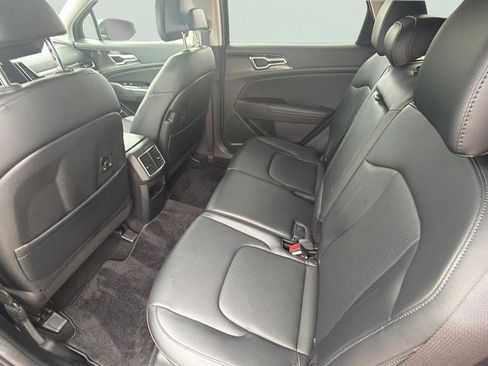 Used 2024 Kia Sportage EX image 22