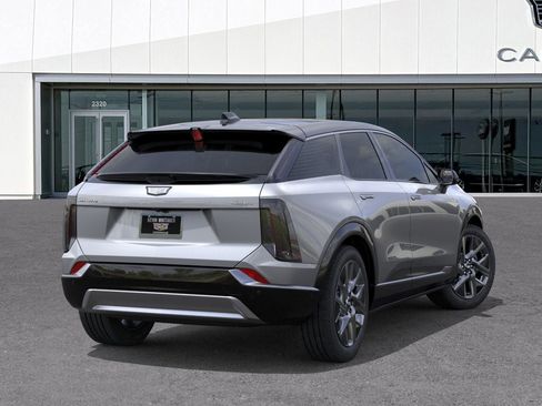 New 2026 Cadillac Optiq Luxury 1 image 28