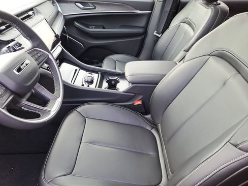 New 2026 Jeep Grand Cherokee L Limited image 18