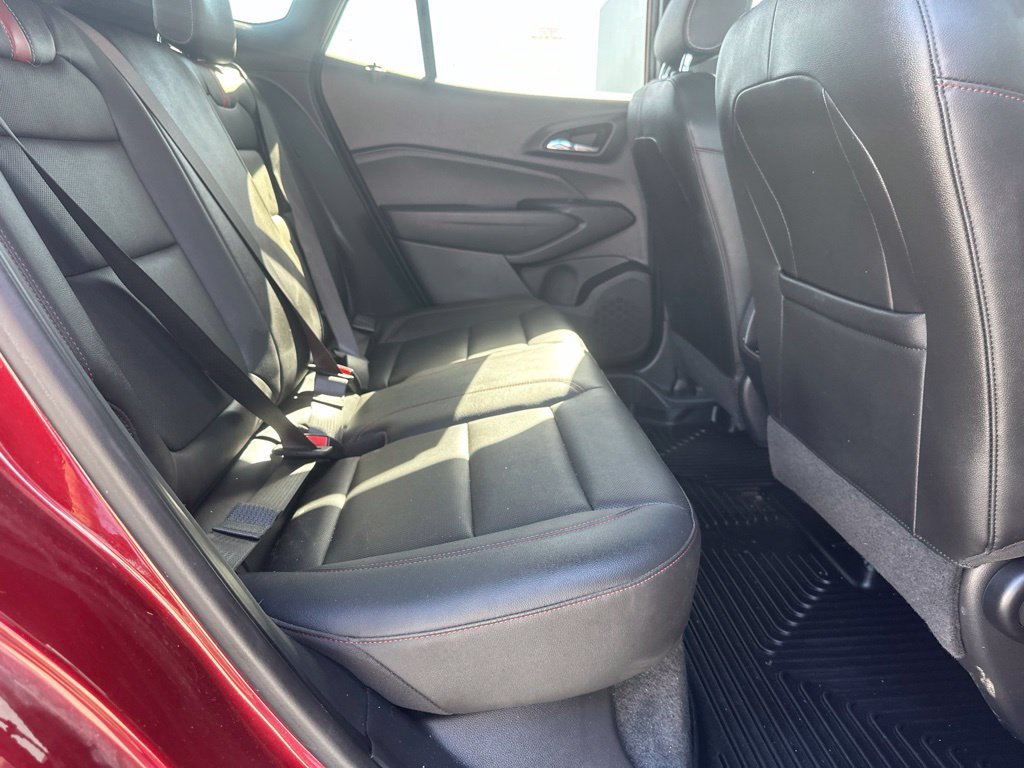 Used 2025 Chevrolet Trax RS w/ Driver Confidence Package FWD image 29
