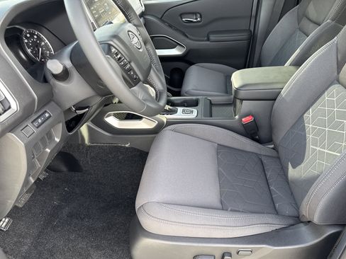 New 2026 Nissan Frontier SV w/ All-Weather Content Package AWD/4WD image 10