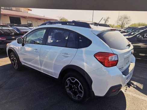 Used 2014 Subaru Crosstrek 2.0i Premium w/ Popular Package #2 AWD/4WD image 2