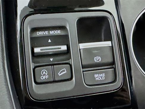 Used 2023 Honda Pilot Elite image 23