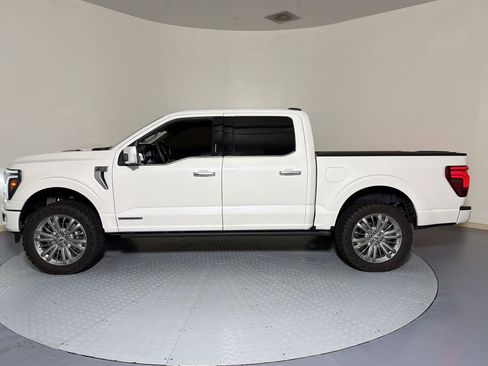 Used 2025 Ford F150 Platinum w/ Equipment Group 703A Plus AWD/4WD image 2