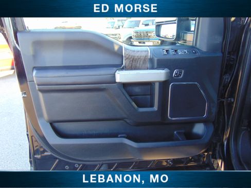 Used 2019 Ford F250 Lariat w/ Chrome Package image 18