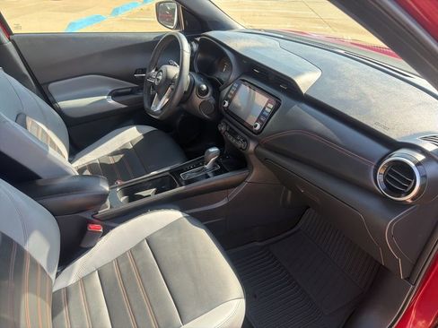 Used 2024 Nissan Kicks SR w/ SR Premium Package image 26
