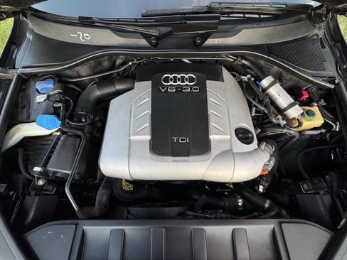 Used 2011 Audi Q7 TDI Premium Plus image 19