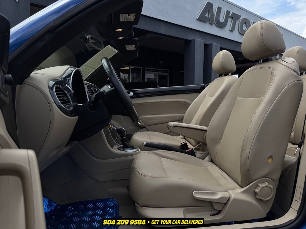 Used 2013 Volkswagen Beetle 2.0T FWD image 23