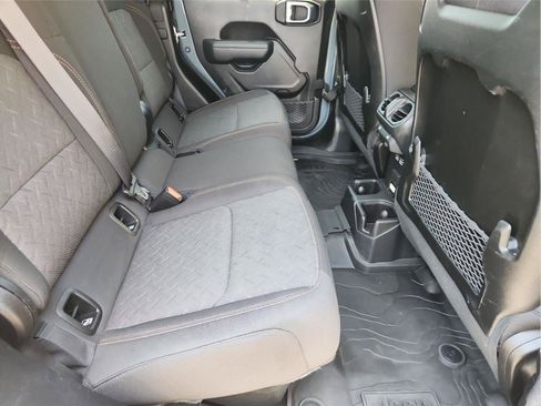 Used 2024 Jeep Gladiator Mojave w/ Safety Group AWD/4WD image 25
