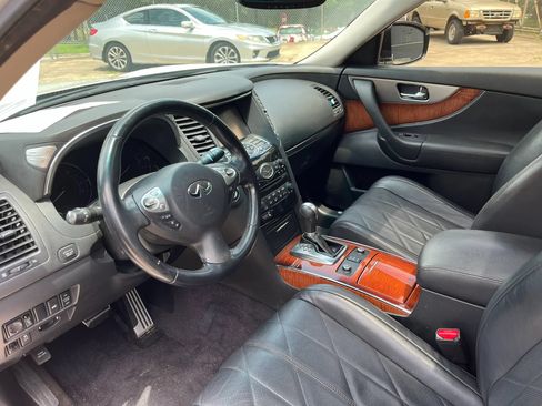 Used 2014 INFINITI QX70 2WD w/ Premium Package image 15
