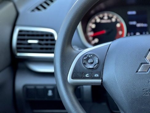 Used 2020 Mitsubishi Eclipse Cross ES image 41