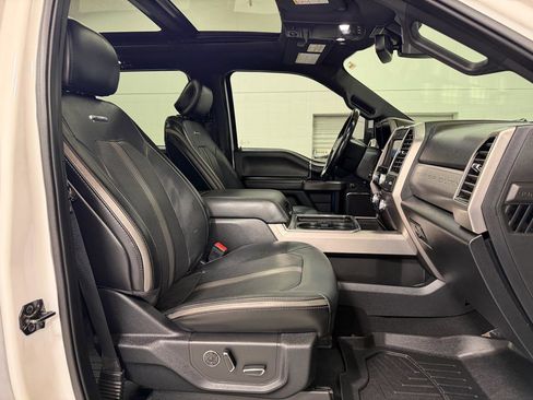 Used 2019 Ford F250 Platinum w/ Platinum Ultimate Package image 24