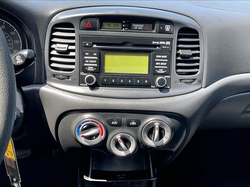 Used 2008 Hyundai Accent GS FWD image 30