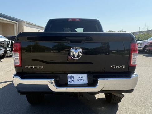 Used 2024 RAM 2500 Big Horn w/ Bed Utility Group image 8
