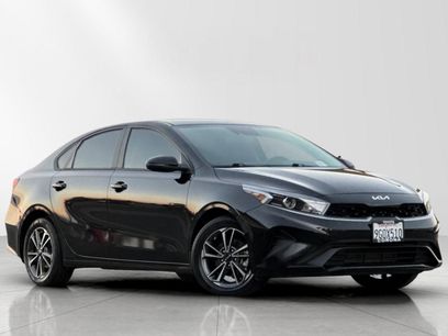 Used 2023 Kia Forte LXS w/ LXS Technology Package