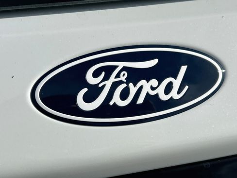 New 2027 Ford Explorer Active RWD image 19