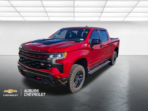 Used 2022 Chevrolet Silverado 1500 LT Trail Boss w/ Protection Package AWD/4WD image 4