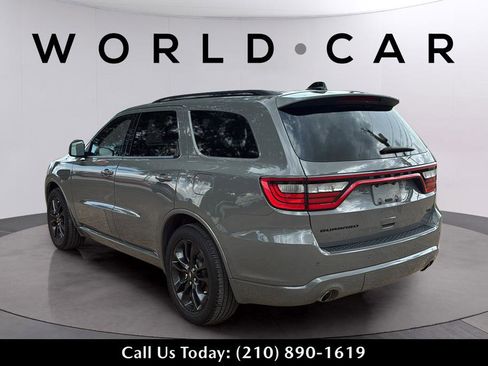 Used 2023 Dodge Durango GT w/ Blacktop Package RWD image 9
