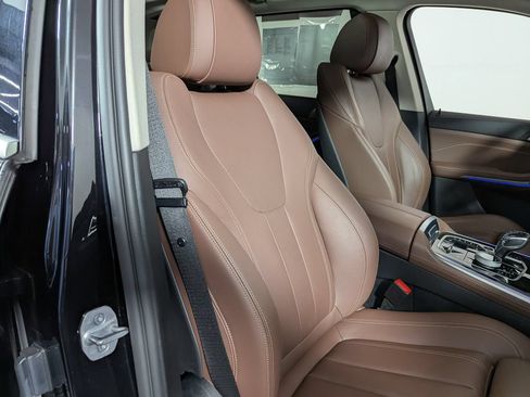 Used 2021 BMW X7 xDrive40i w/ Executive Package AWD/4WD image 28