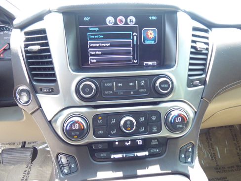 Used 2015 Chevrolet Suburban LTZ AWD/4WD image 14