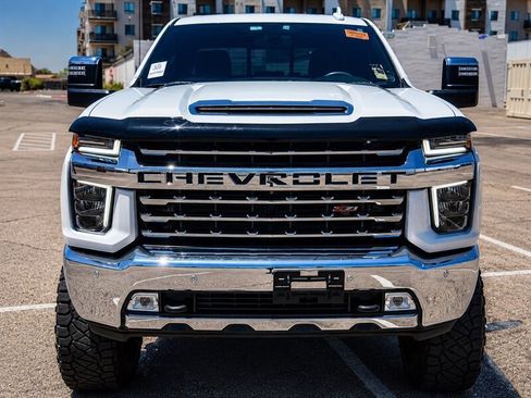 Used 2022 Chevrolet Silverado 2500 LTZ w/ LTZ Plus Package AWD/4WD image 8