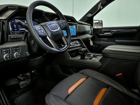New 2026 GMC Sierra 1500 AT4 w/ Technology Package AWD/4WD image 8