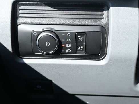 New 2026 Ford F550 2WD Crew Cab image 32