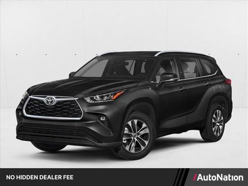 Used 2020 Toyota Highlander XLE AWD/4WD image 1