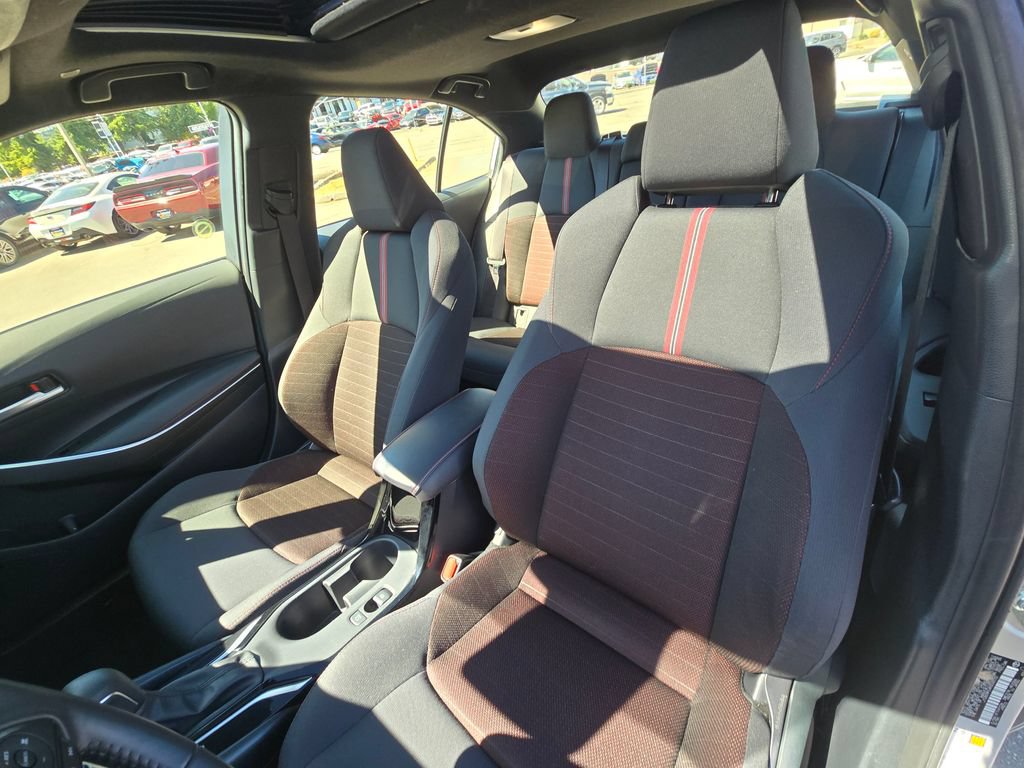 Used 2024 Toyota Corolla SE w/ SE Package FWD image 22