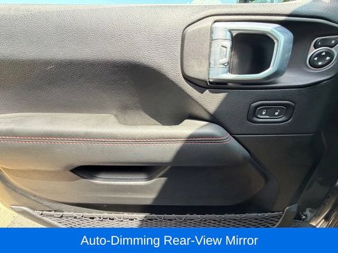 Used 2021 Jeep Wrangler Unlimited Rubicon AWD/4WD image 31