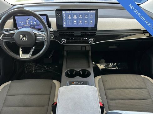 Used 2024 Honda Prologue EX image 15