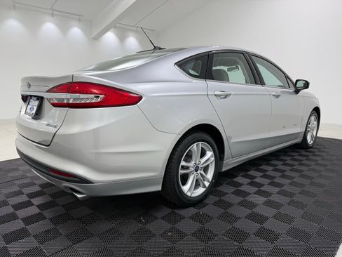 Used 2018 Ford Fusion S FWD image 6