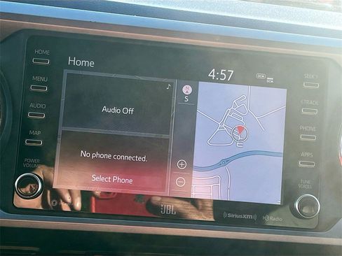 Used 2022 Toyota Tacoma Limited image 13