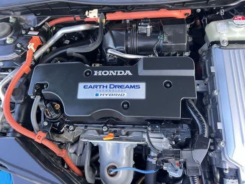 Used 2015 Honda Accord Touring image 10