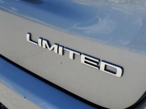 Used 2024 Jeep Compass Limited AWD/4WD image 7