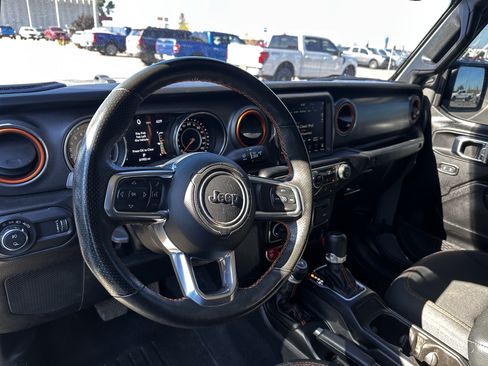 Used 2023 Jeep Cherokee Altitude Lux AWD/4WD image 6
